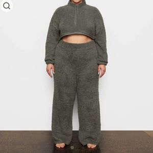 NWT Skims Cozy Knit Pant- Juniper S/M